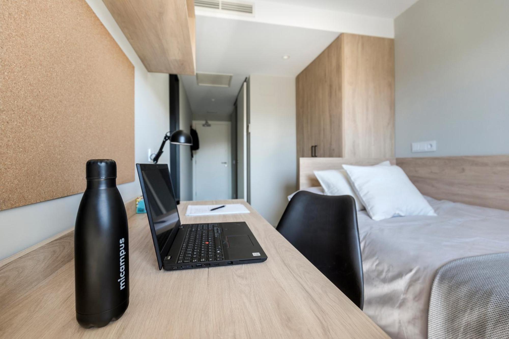 Micampus Cartagena Student Residence ภายนอก รูปภาพ