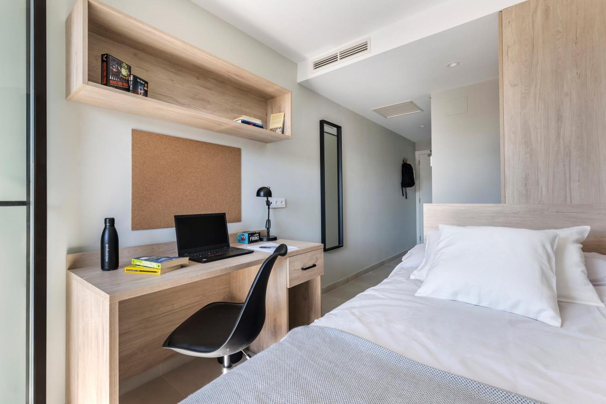 Micampus Cartagena Student Residence ภายนอก รูปภาพ